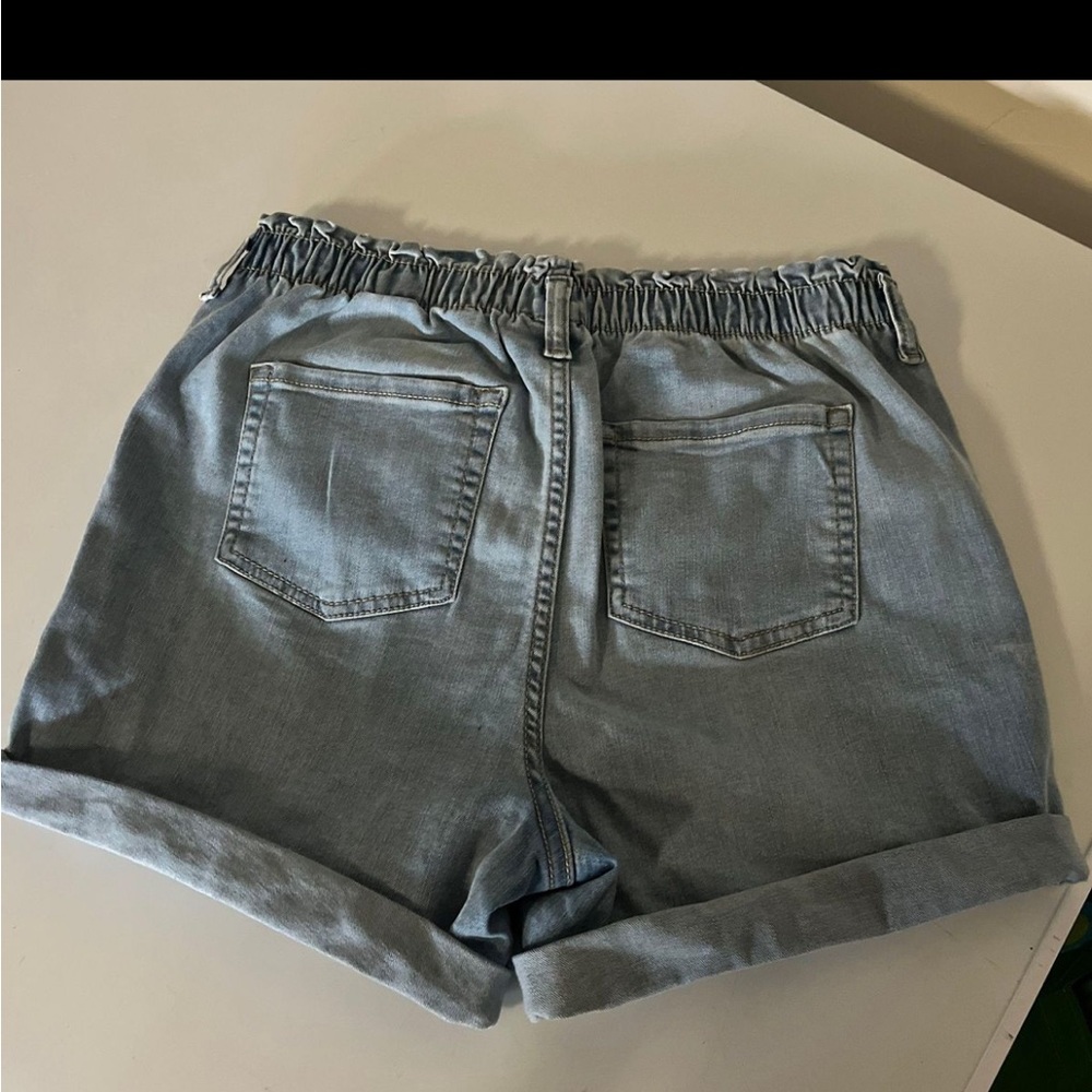 Bran new cat and jack short from target. Youth XL